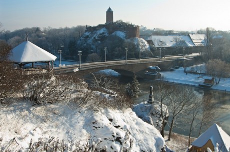 Blick auf die Giebichensteinbrücke