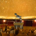 Projektor in des Planetarium